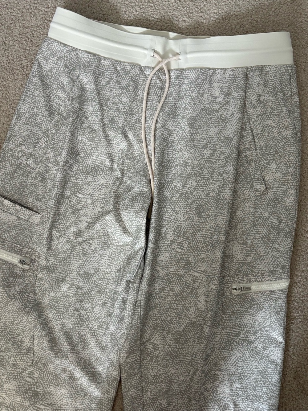 Athleta Venture Printed Pants - Picture 5 of 11